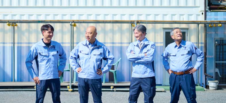 社員たちの写真