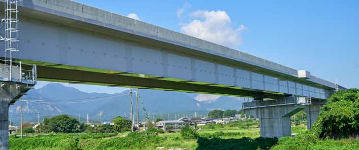 三重県　いなべ市 東海環状自動車道　新橋架設工事